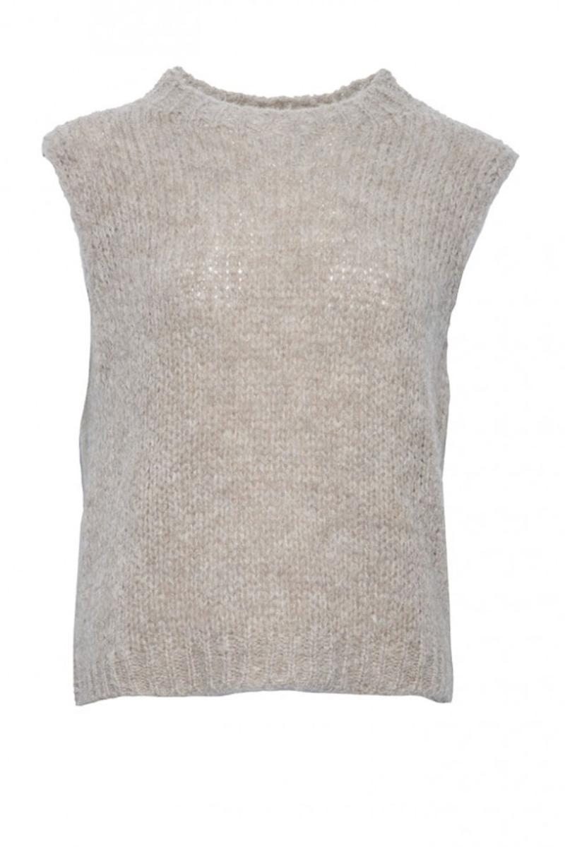 Noella - Kala Vest - Sandfarvet Strikvest på Udsalg