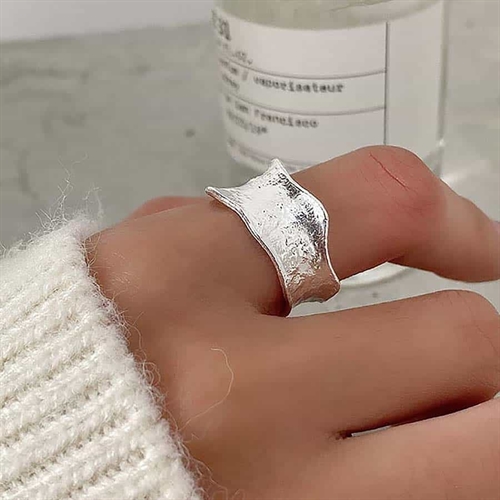 Aiolos Ring i Sølv - Justerbar Smykke til Ethvert Look