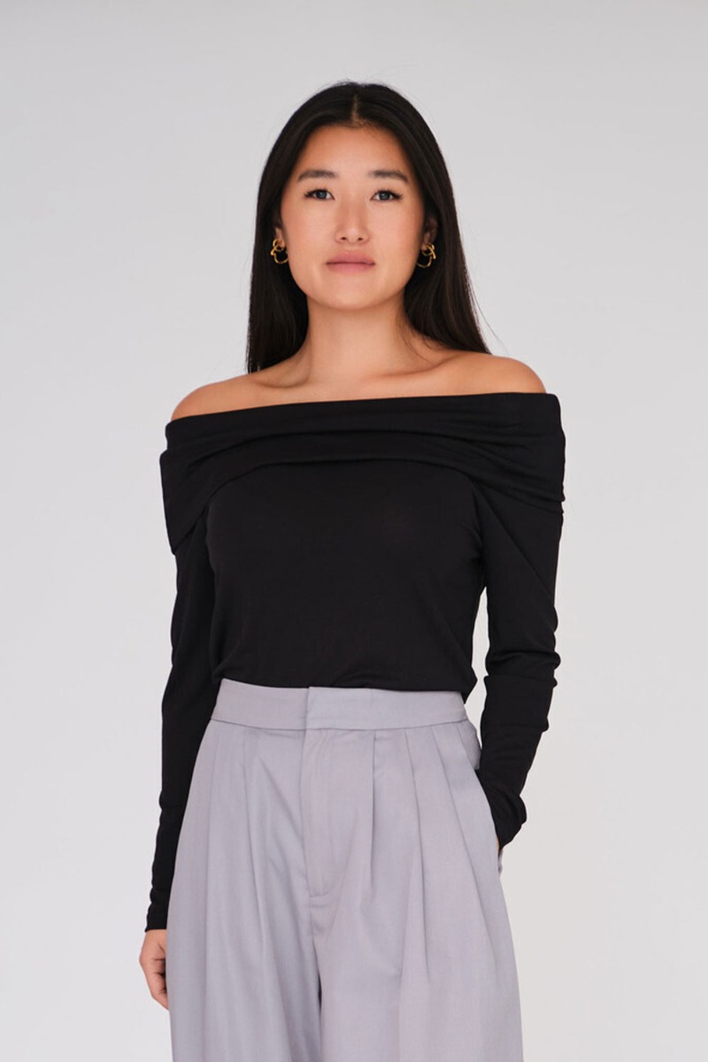 A-view - Joseph Off Shoulder Bluse - Sort Elegance
