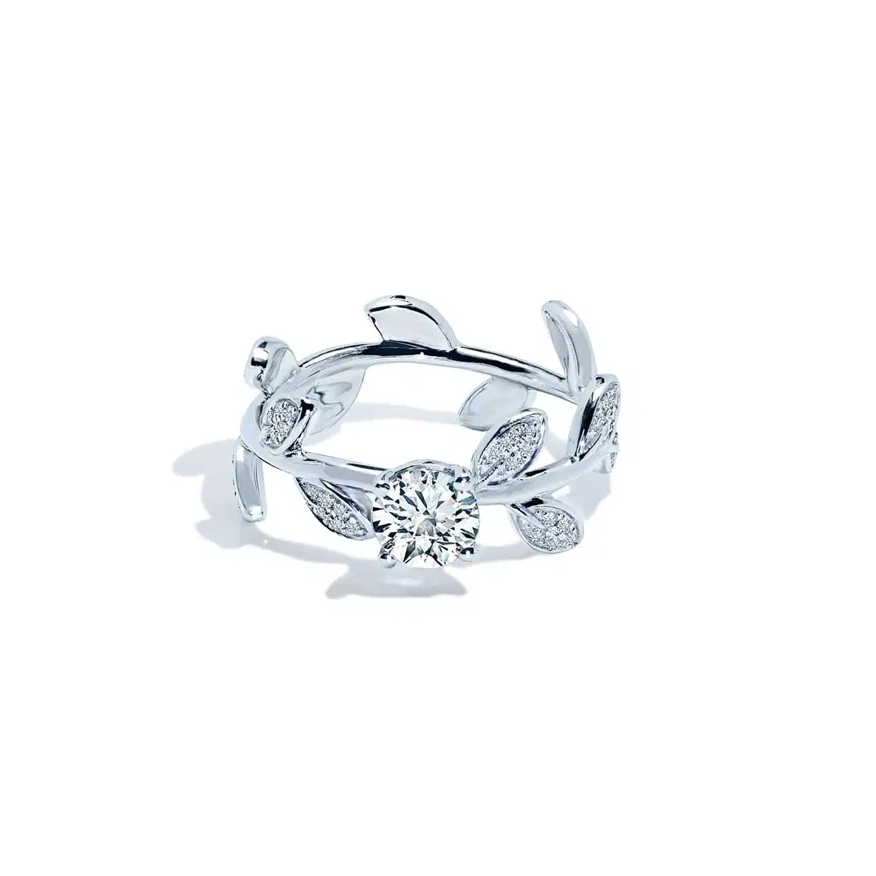 Serena Forlovelsesring med Safir og Diamanter i Hvidguld
