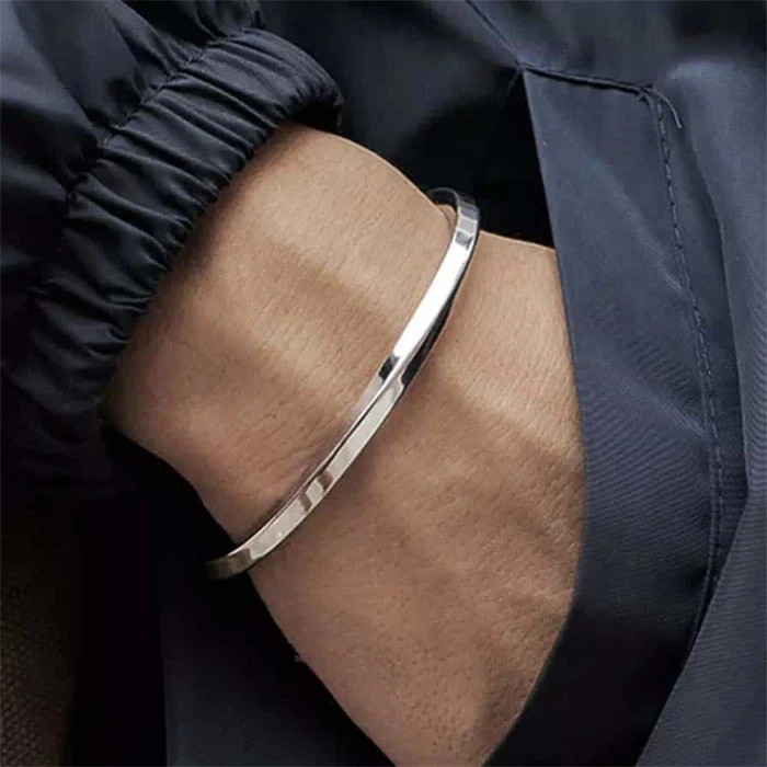Skrue Bangle Armbånd i Blank Rustfrit Stål - Marjoe.dk