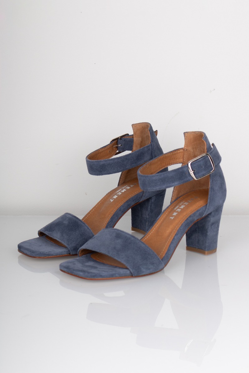 Pavement – Stiletter – Lykke – Mørk Dust Blue Fejring