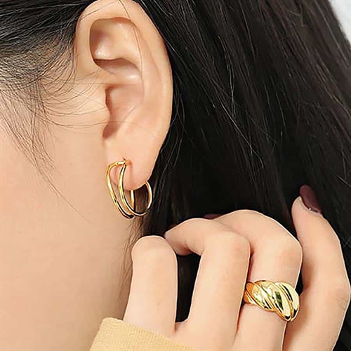 Gaea øreringe i 18k guld - Elegant og tidløs design