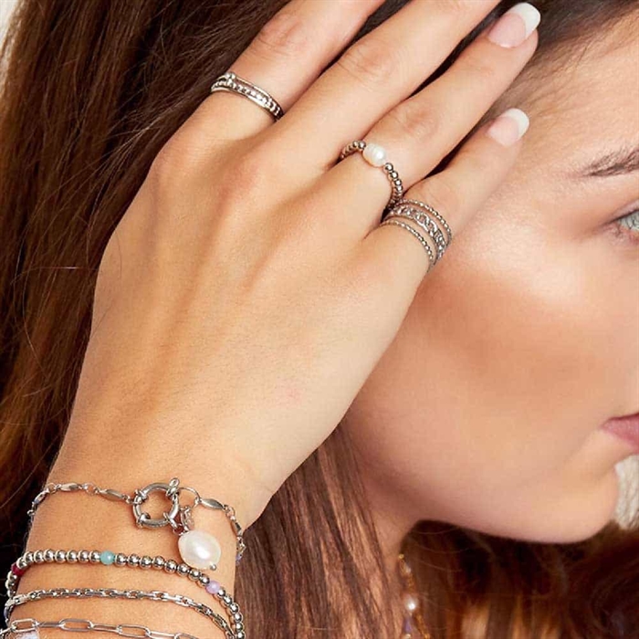 Freelove Ring med Rosa Natursten – Justerbar Smykke