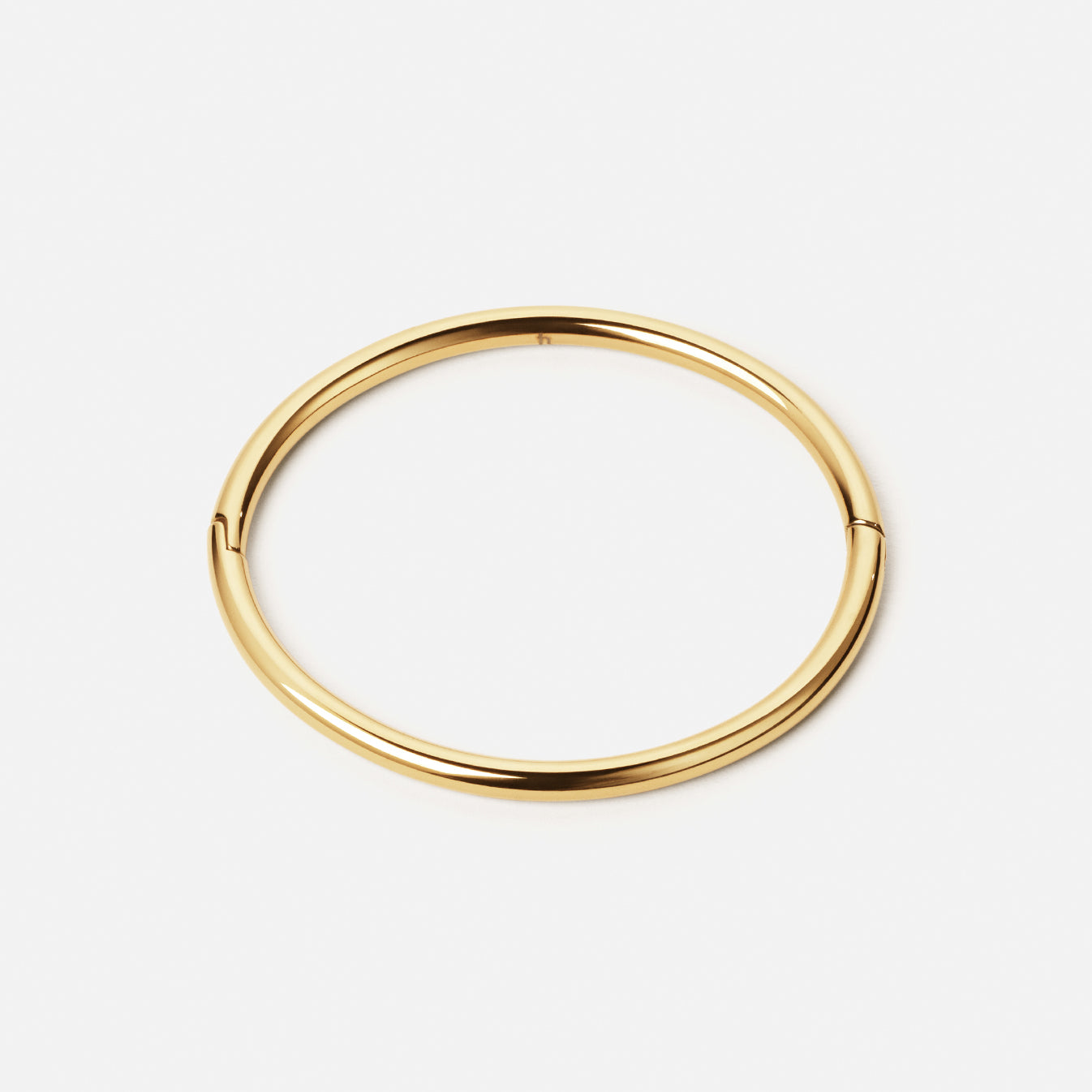 Klassisk 18k Guldbelagt Bangle fra Josephine Nord