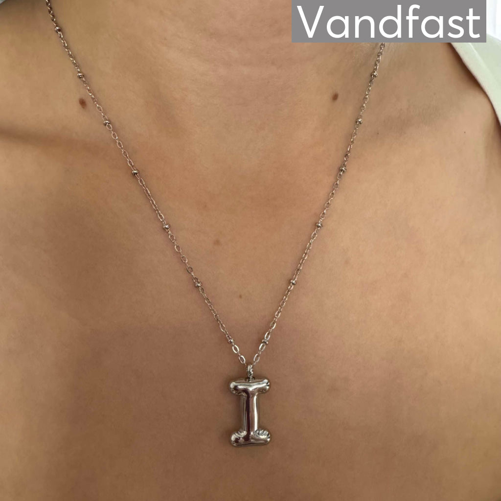 Annebrauner Ballon Bogstav Halskæde - Eksklusiv Smykkeæske