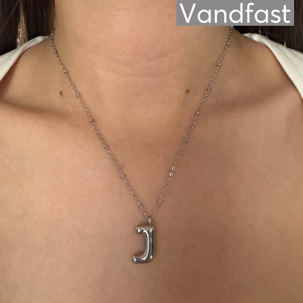 Annebrauner Ballon Bogstav Halskæde - Eksklusiv Smykkeæske