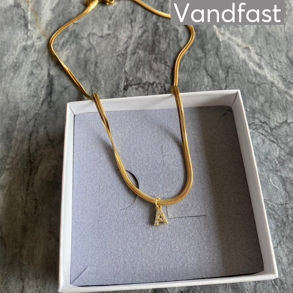 Annebrauner Slange Bogstav Halskæde 18k Guldbelagt