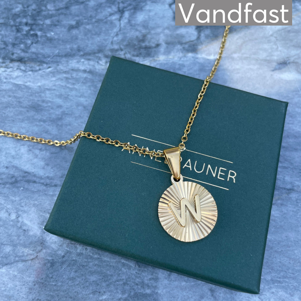 Annebrauner Solstråle Bogstav Halskæde - 18k Forgyldt