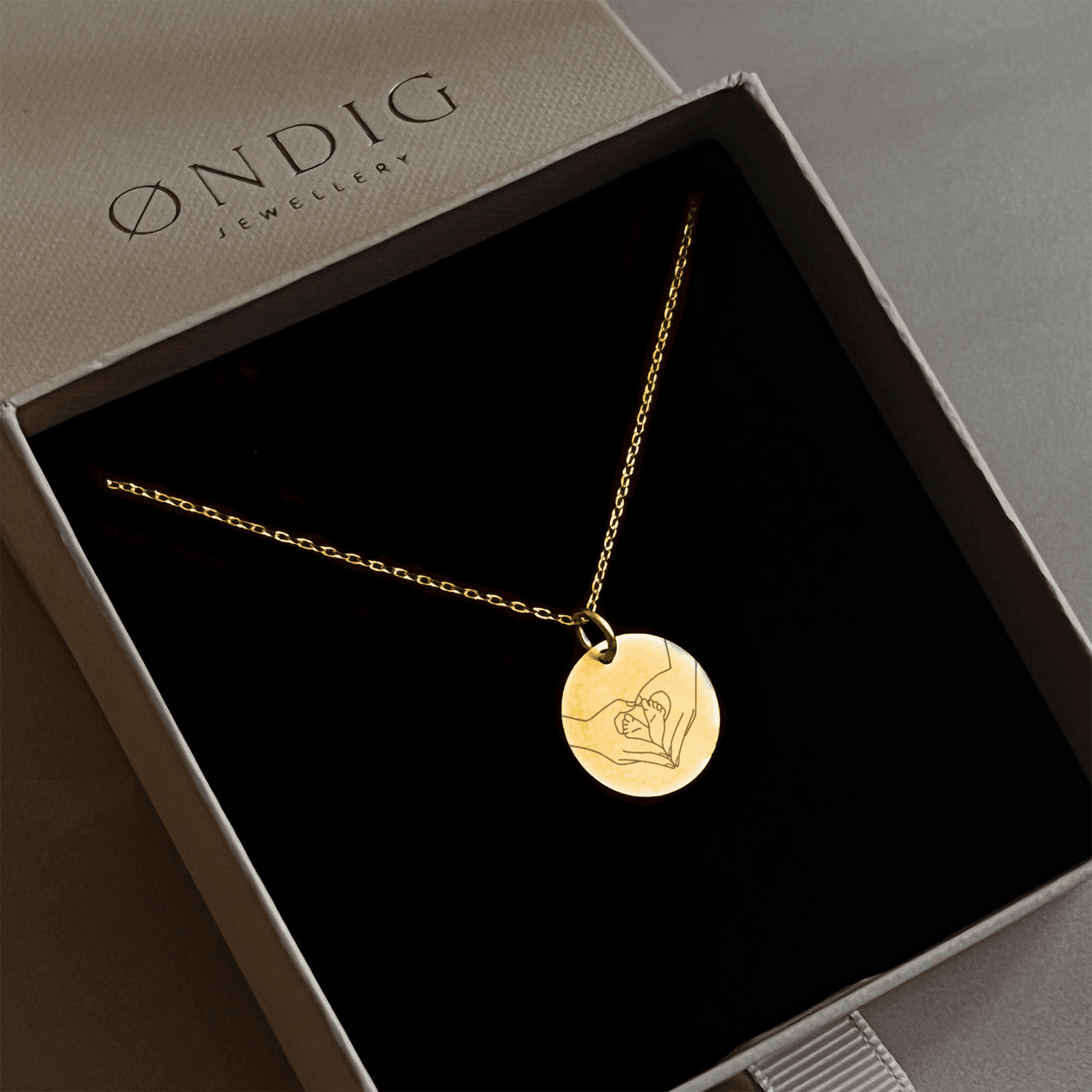 Barnefødder Og -hænder