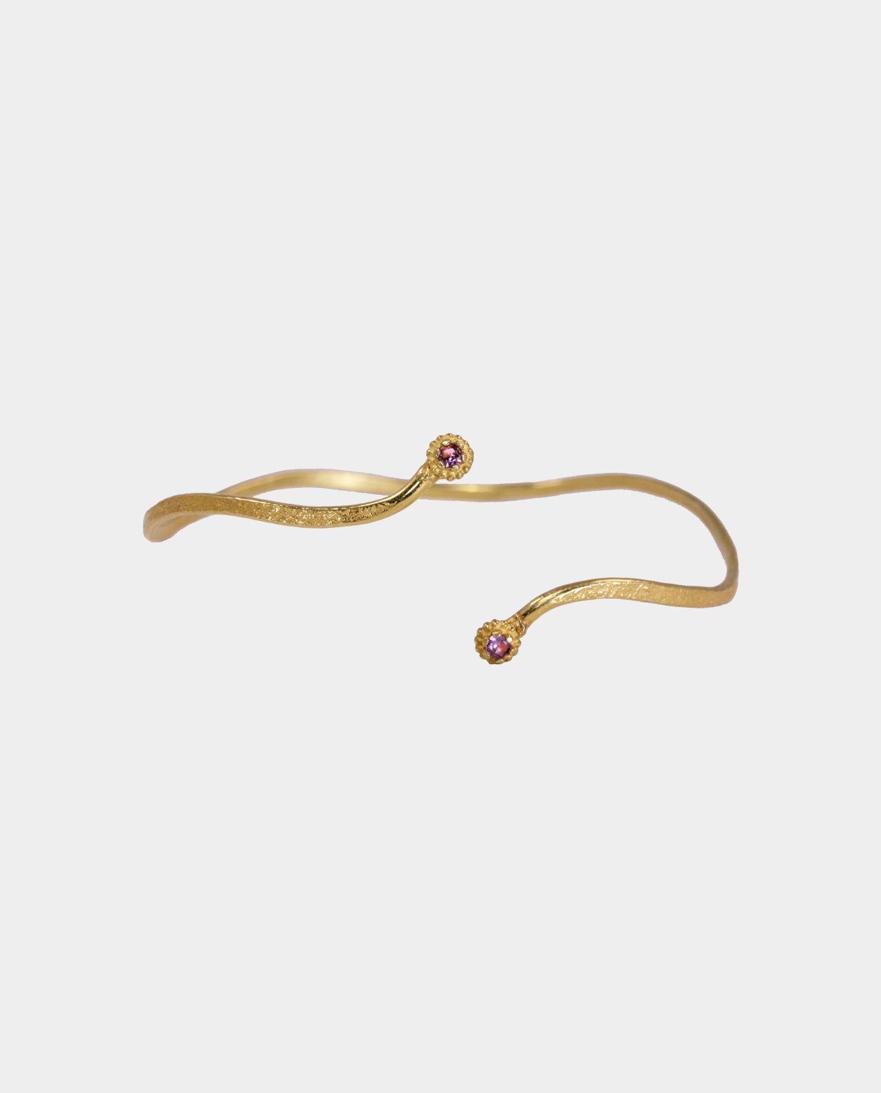 Elizabeth Leveson - Rhodolit Granat Armbånd i Jewel Box