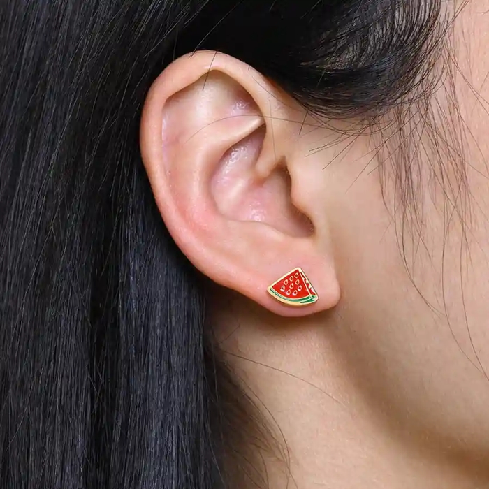 Vandmelon Ørestik i Forgyldt Stål – Farverigt Smykke!