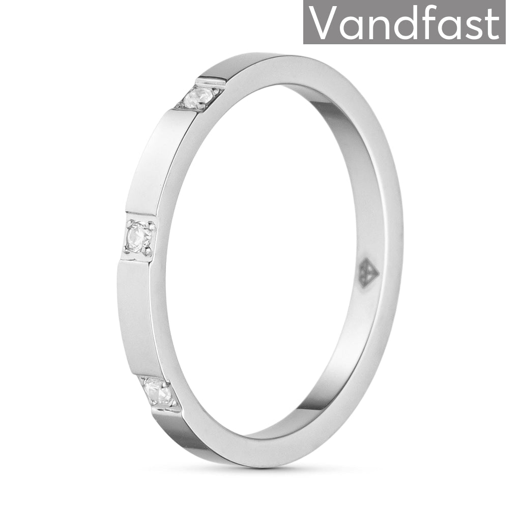 Annebrauner Third Time Ring - 51