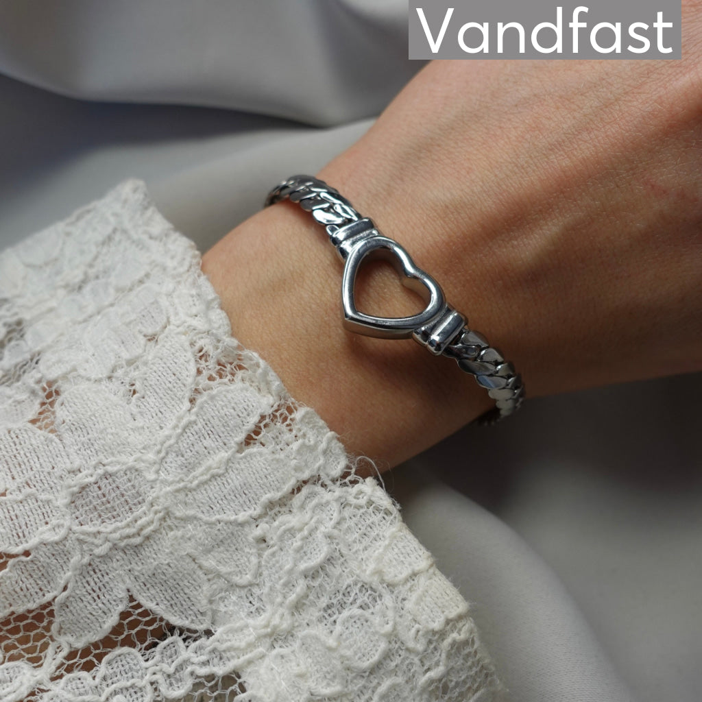 Annebrauner Armadillo Heart Armbånd