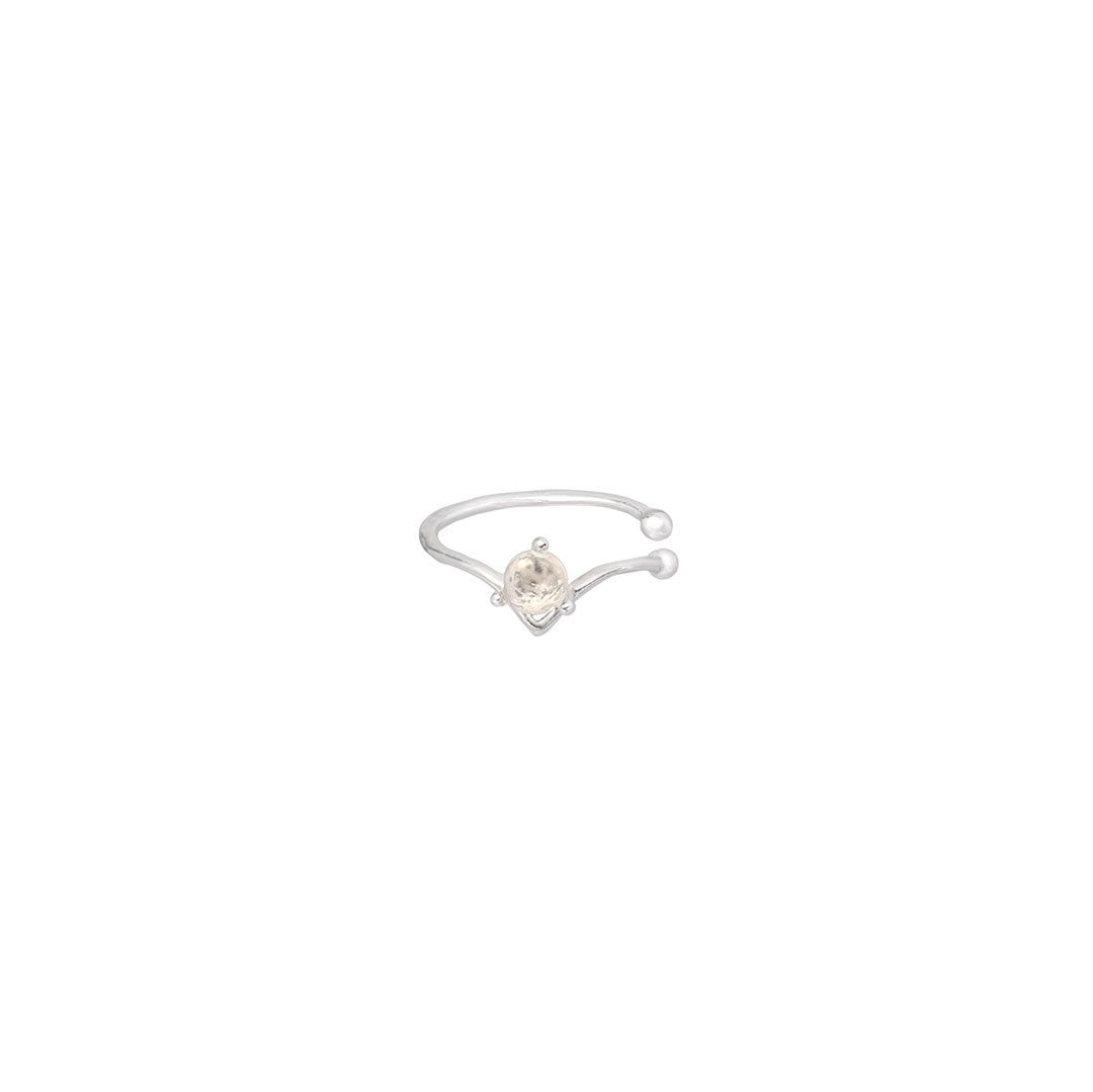 Cuff  ørering - Romanticuff - Onesize Regulerbar Størrelse - Sterling Sølv Med Månesten