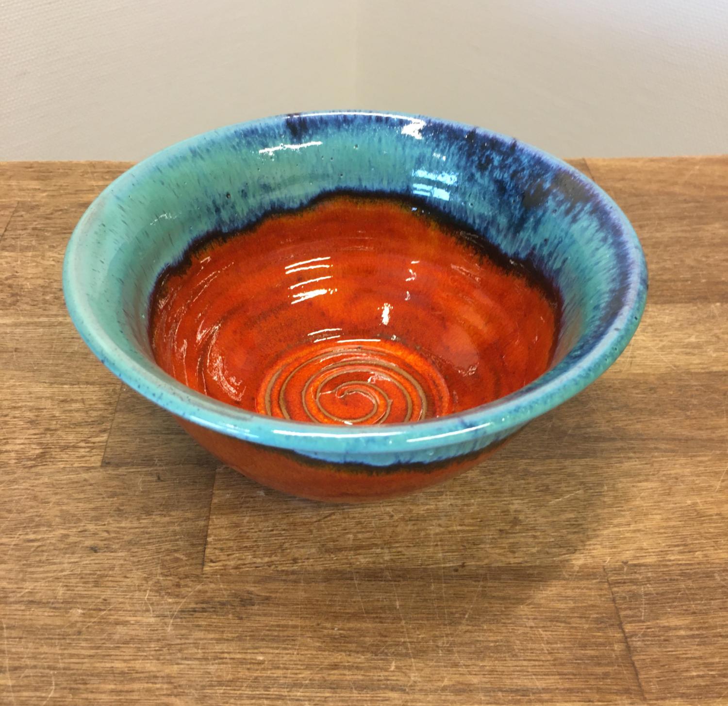 Håndlavet Keramik Skåle 12 Farver Unika Keramik Skål ø17 Cm Hurtig Levering - Farve Orangeturkis