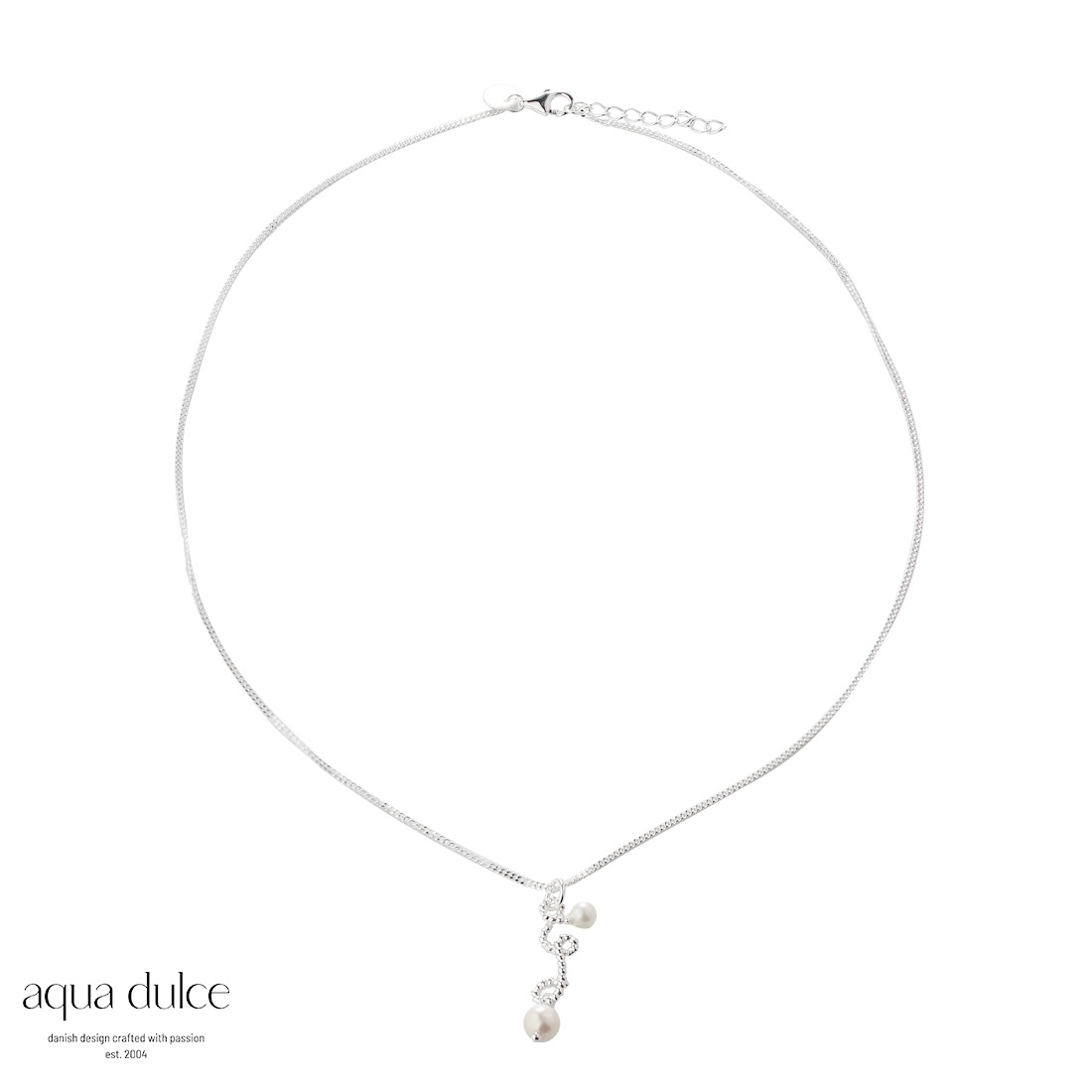 Swirl Love Necklace Silver